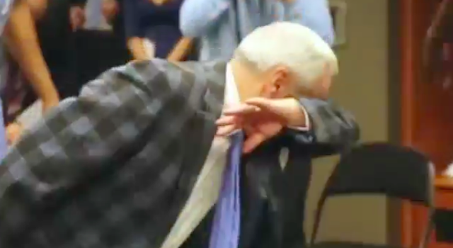 Roy Williams hits the Dab after North Carolina defeated Kansas State